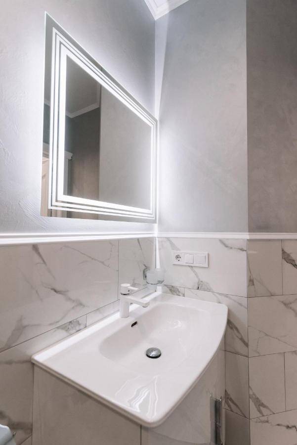 Royal Tower Vip Smart Apartments 1 Κίεβο Εξωτερικό φωτογραφία